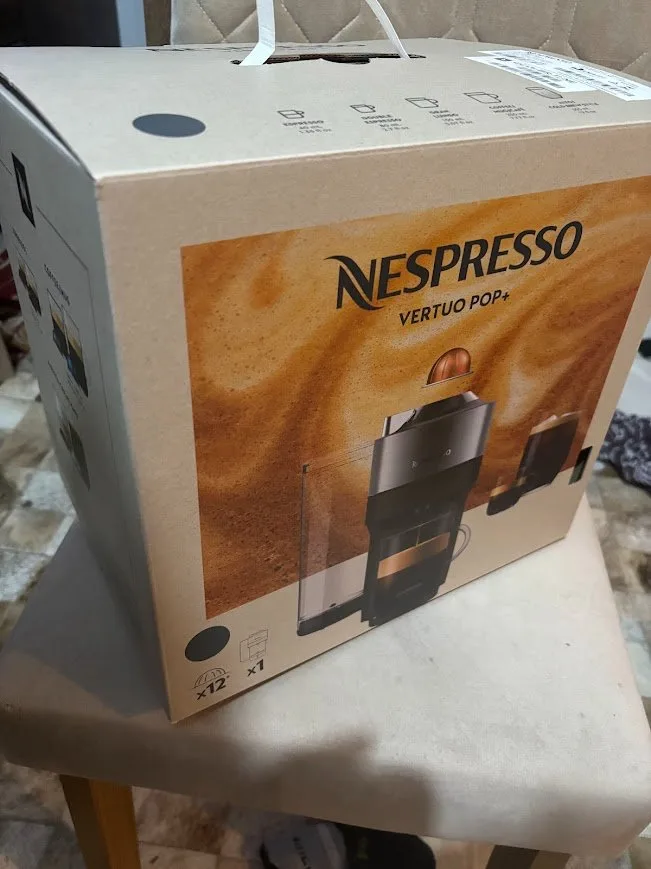 Cafeteira Nespresso Vertuo Pop + Titânio 110V (Nova, Lacrada)