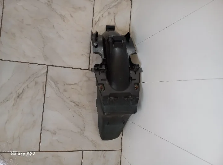 PARALAMA TRASEIRO DE BIS  100 R$ 30,00