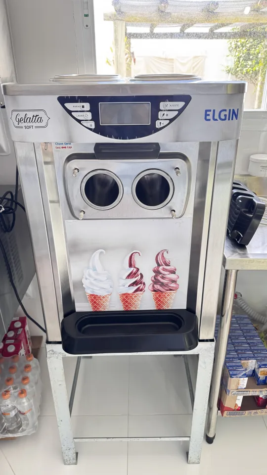 Máquina de sorvete gelatta soft elgin