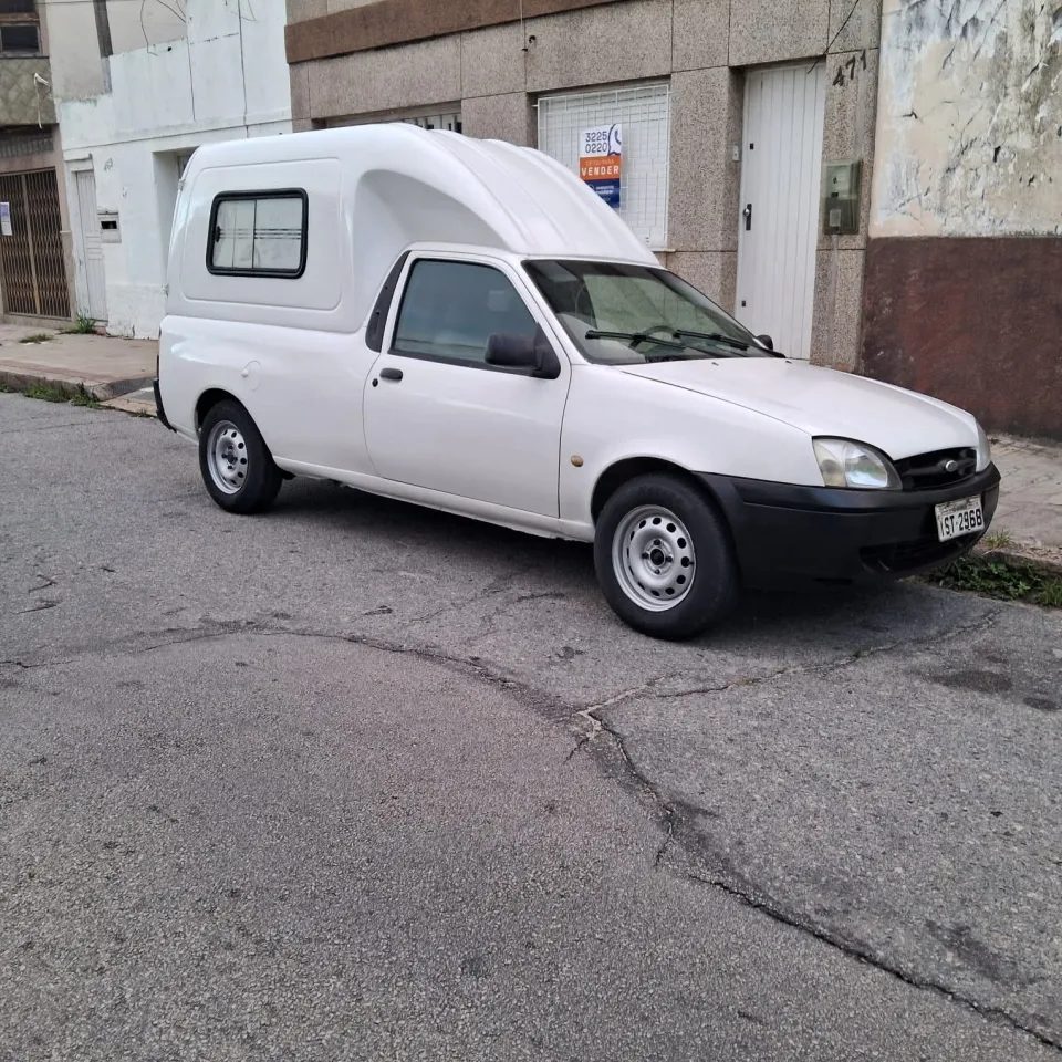 VENDO FORD COURIER 2012