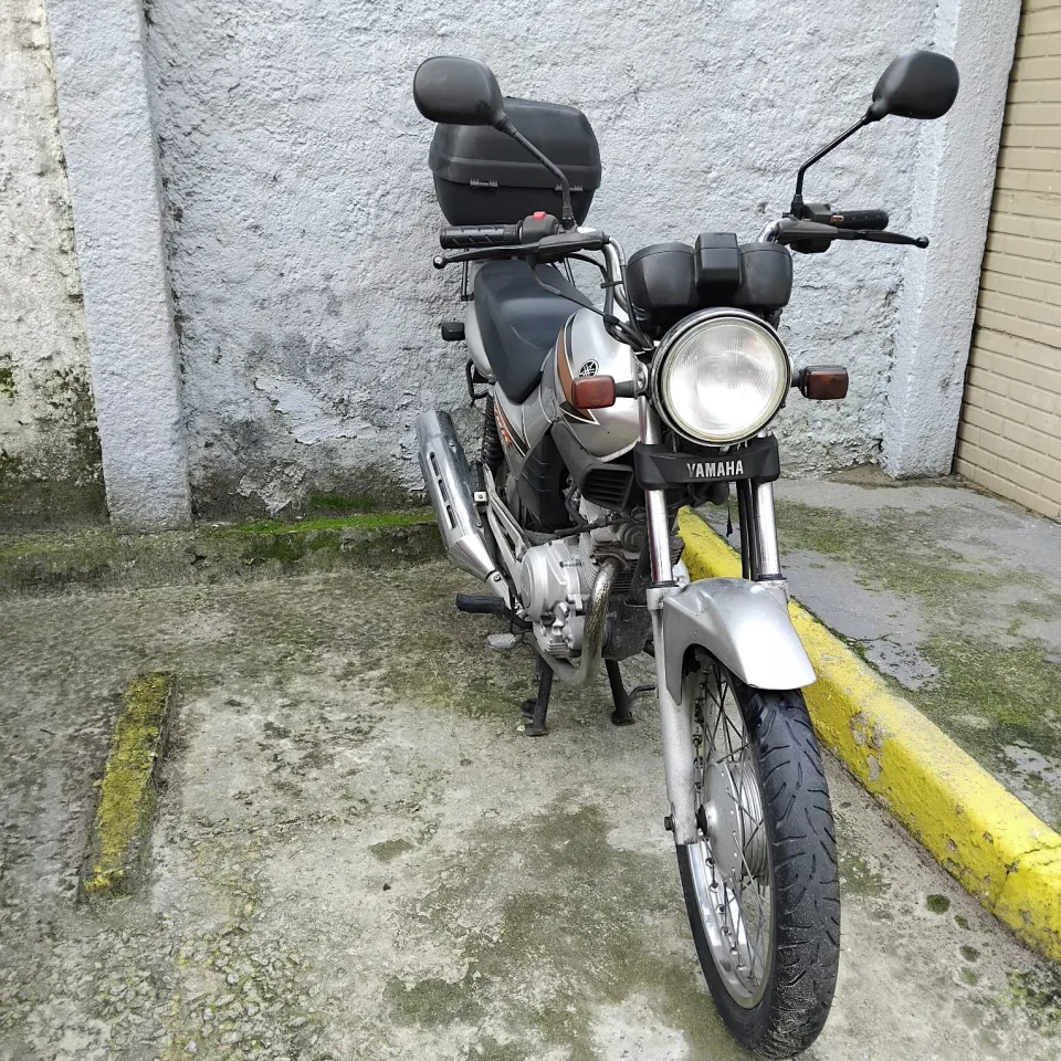 YBR 125E 2004